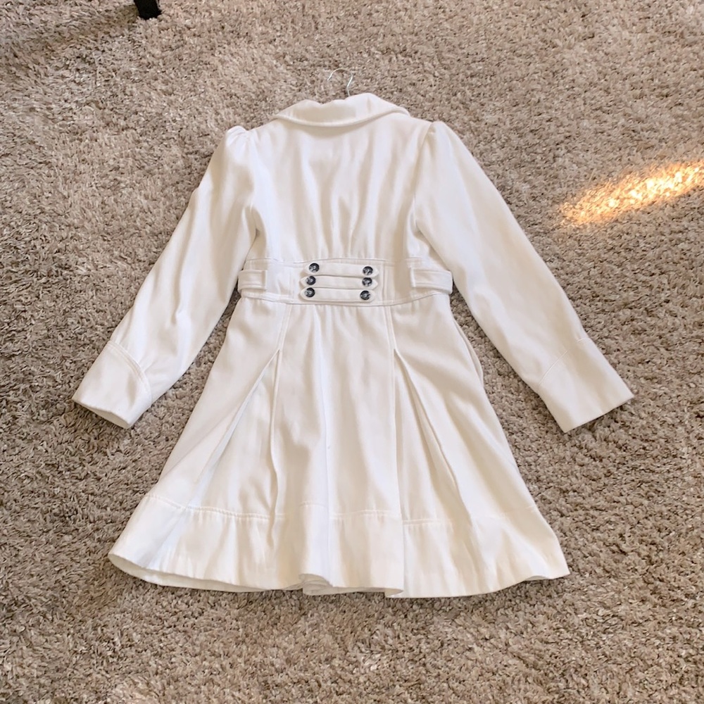 XOXO White Coat